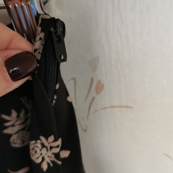 Size 40 mini skirt - Picture 6 of 9